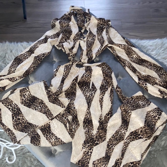 Jumpsuit - Picture 3 of 5